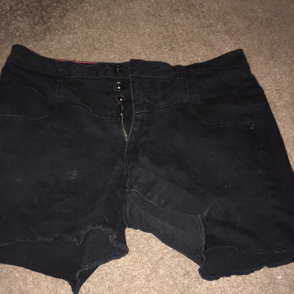 (SOLD) Hot topic high waisted shorts - Picture 1 of 1